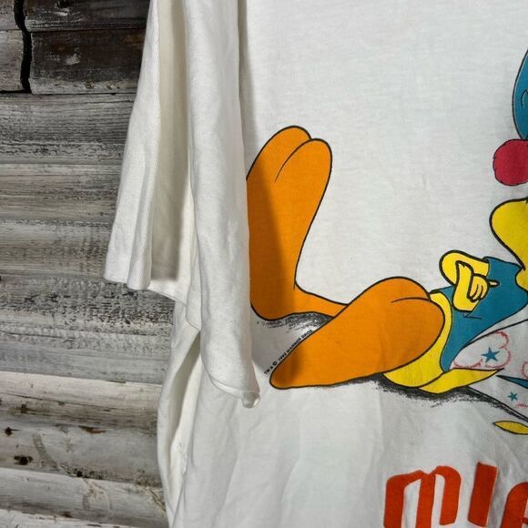 Vintage Looney Tunes Shirt - Picture 4 of 13